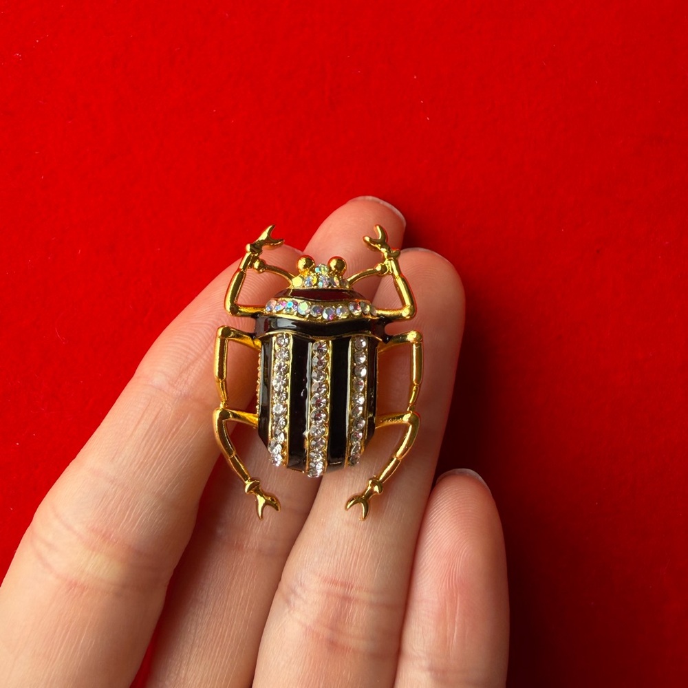 SOLD American Vintage Gold Tone Beetle Brooch